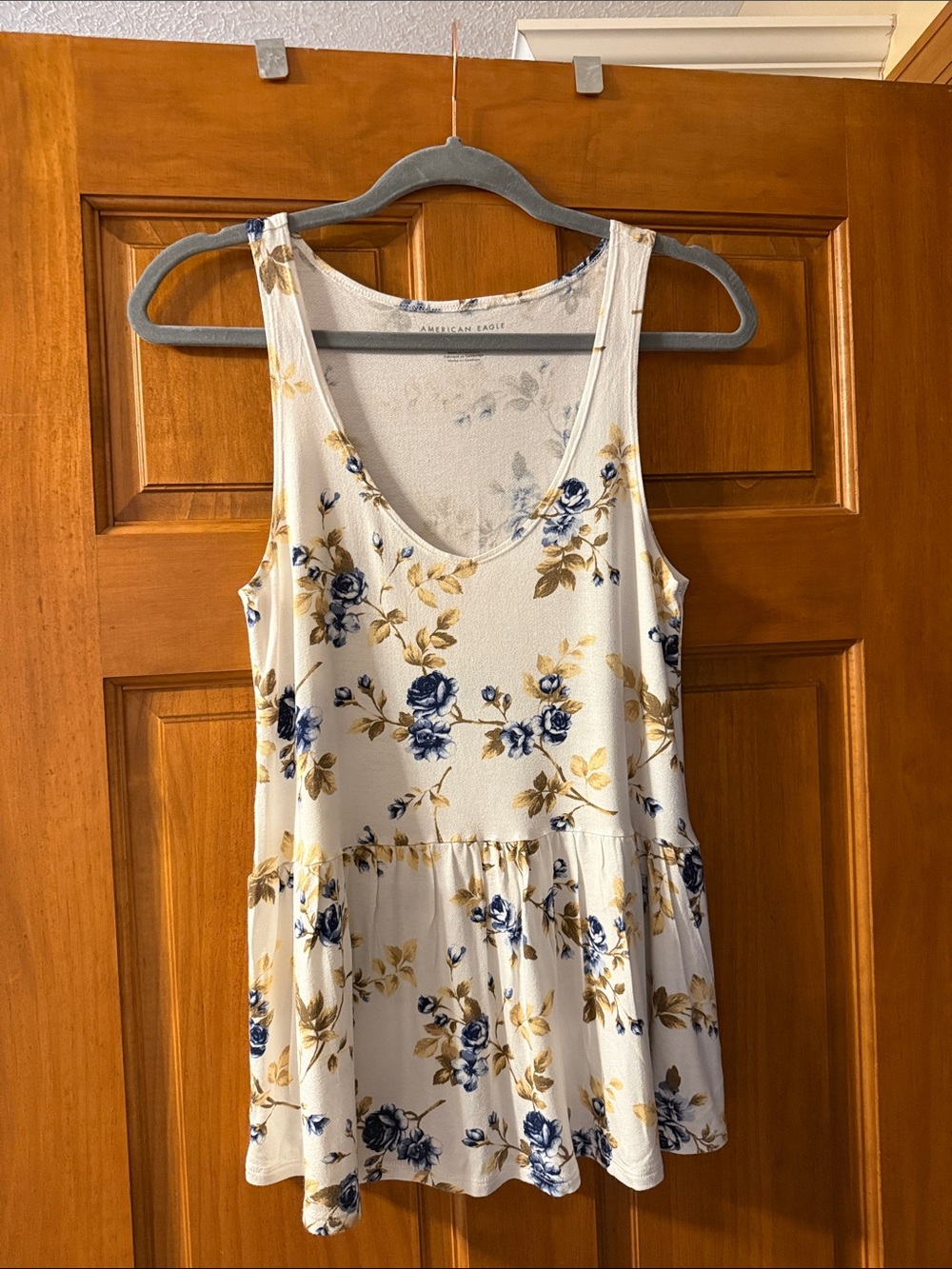 American Eagle Outfitters Floral Print Top